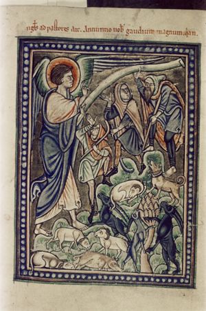 a standing angel holding a scroll in the left and making a gesture of speech with his right hand forward; three shepherds holding a shepherd's crook; two of them with their right hand raised with the palm in front view; the middle one turning his head back to his left, looking at the third, who leans on his crook and supports the scroll of the angel at the other end with his right hand raised; a herd; a barking(?) dog; two goats eating from a tree.